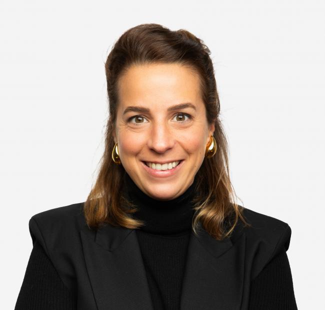 Frédérique Menou, directrice de l’expérience collaborateurs au sein de Forvis Mazars