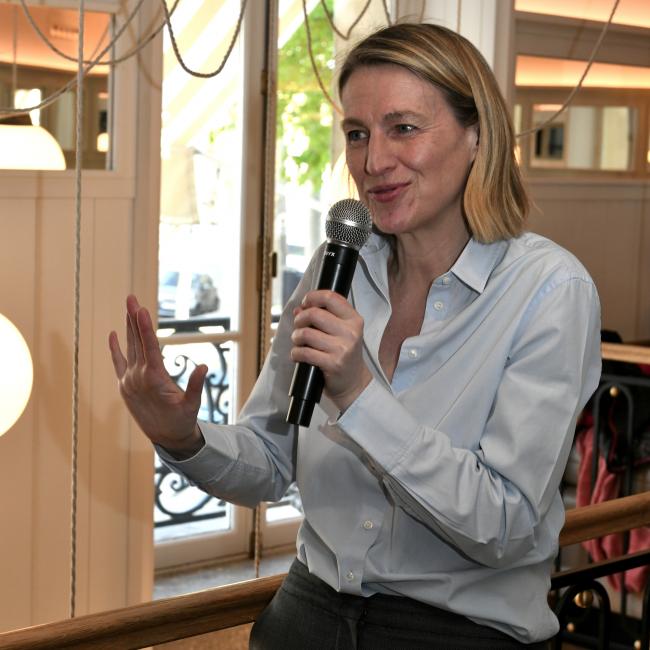 Astrid Panosyan-Bouvet, le 3 avril 2025, devant les journalistes de l'Ajis à Paris © Thierry Nectoux