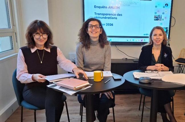 De gauche à droite, Emmanuelle Germani, Audrey Richard et Laurence Breton-Kueny. respectivement vice-présidente, présidente et vice-présidente déléguée de l’ANDRH